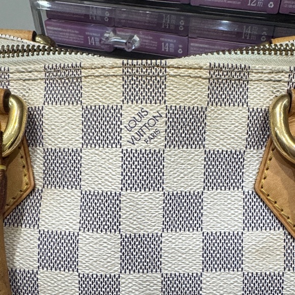 Authentic Louis Vuitton Top Handle tote - Picture 2 of 9